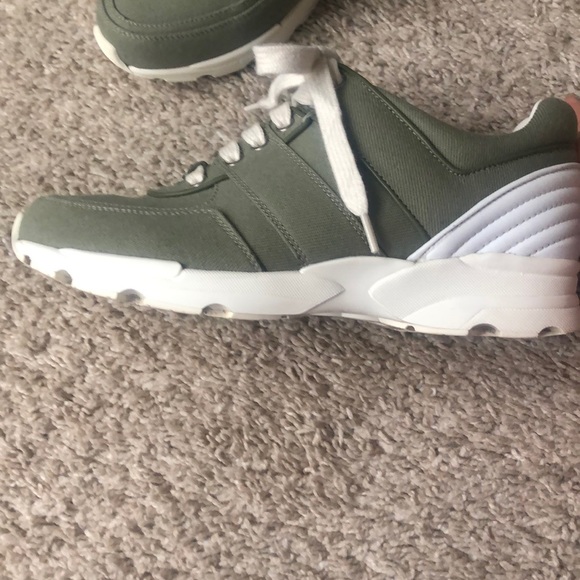 Chanel Khaki Trainers - Picture 3 of 4